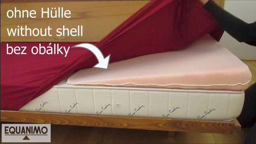 Eine Schaumschicht unter dem Bettlaken (10cm Höhe)