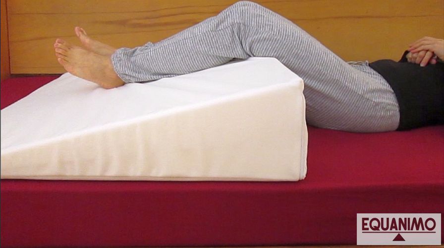 EZsleep Wedge Pillow 10x3 - SPONTANI: relieving stress in legs and lower back